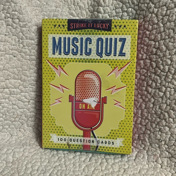 🤑 Music Quiz card game from TJ Maxx open box - Picture 1 of 2